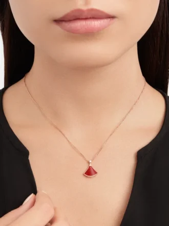Collar Divas’ Dream