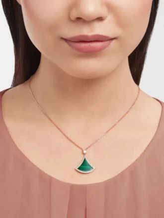 Collar Divas’ Dream