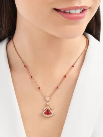 Collar Divas’ Dream