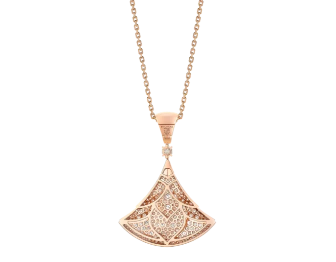 Collar Divas’ Dream