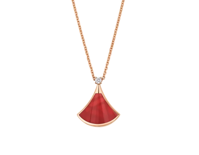 Collar Divas’ Dream