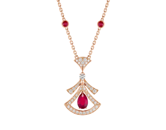 Collar Divas’ Dream