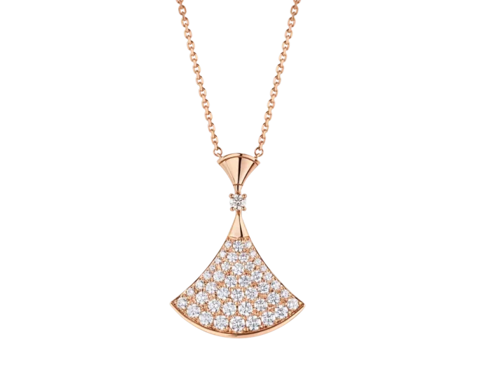 Collar Divas’ Dream