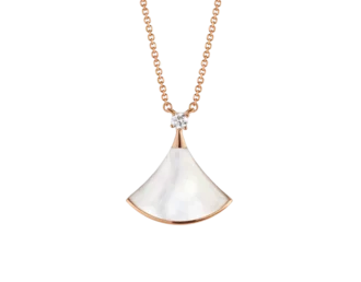 Collar Divas’ Dream