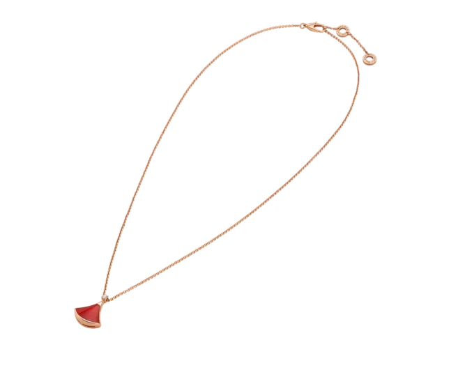 Collar Divas’ Dream