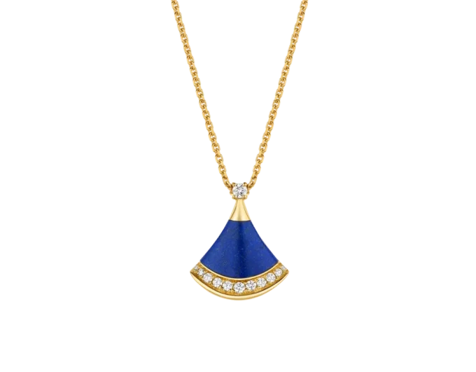 Collar Divas’ Dream