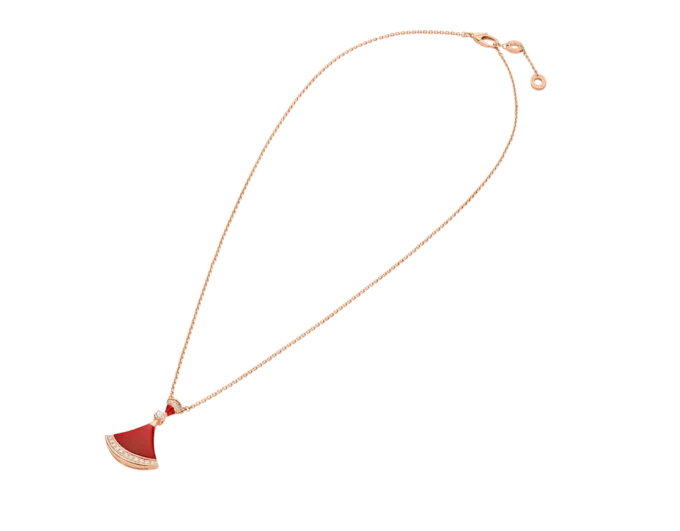 Collar Divas’ Dream