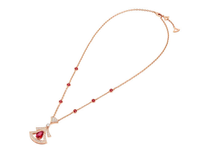 Collar Divas’ Dream