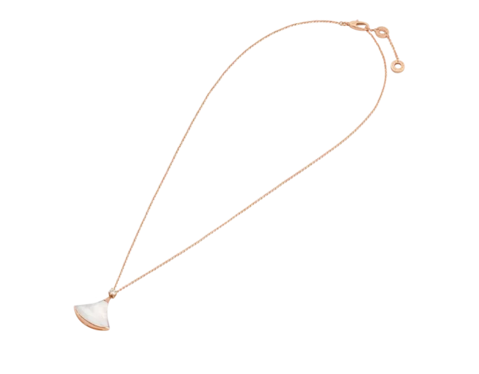 Collar Divas’ Dream