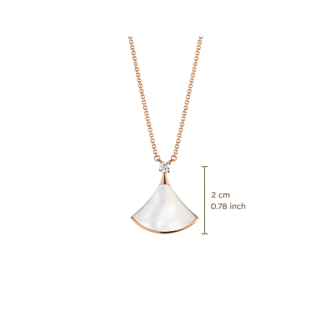 Collar Divas’ Dream