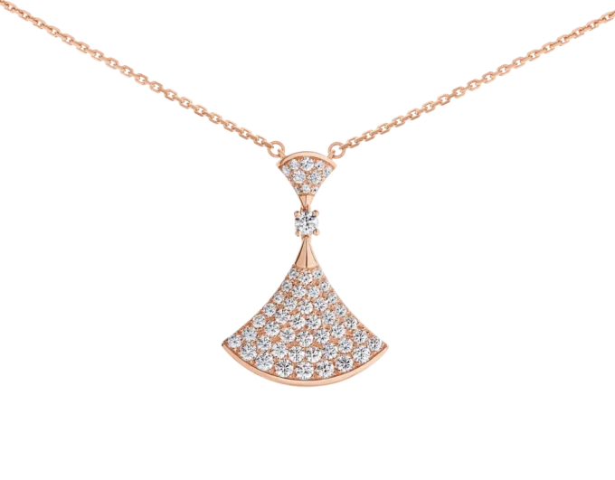 Collar Divas’ Dream