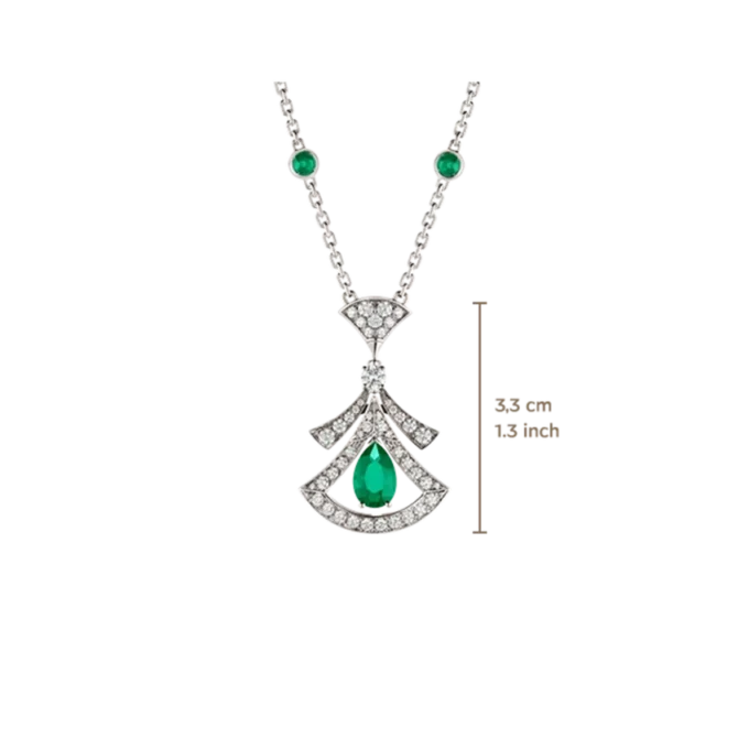 Collar Divas’ Dream