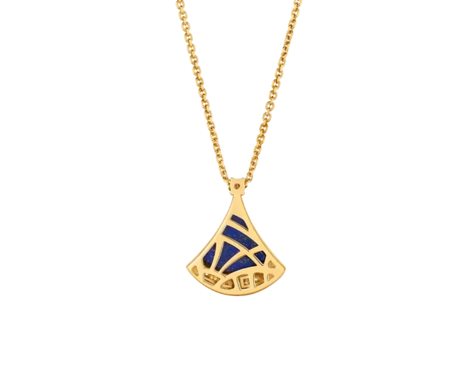 Collar Divas’ Dream