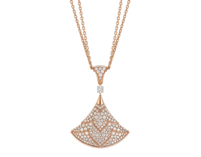 Collar Divas’ Dream
